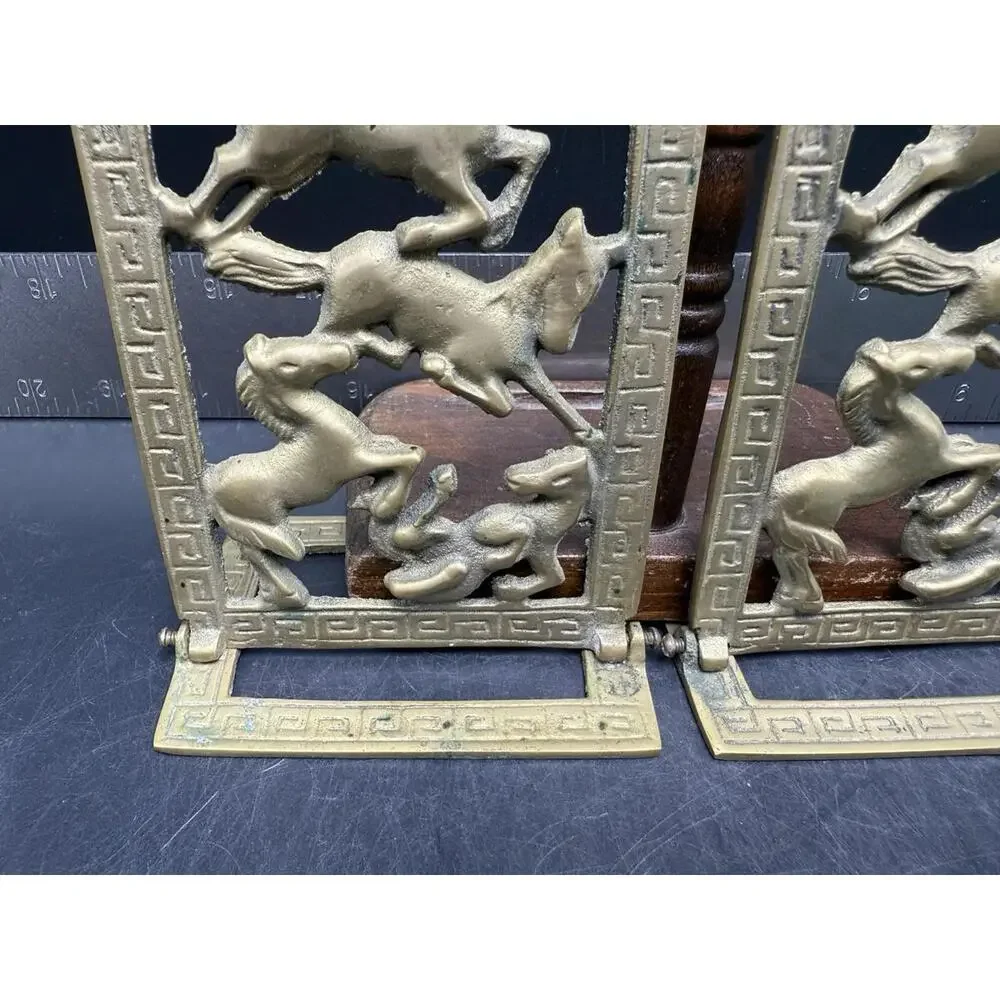 Vintage Pair BRASS COLLAPSIBLE HORSE BOOKENDS, 6 3/4" X 4 1/8" - Picture 5 of 15